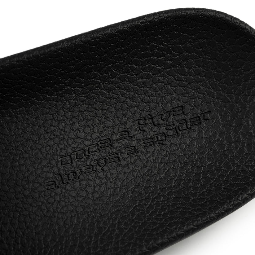 Sp5der Slide 001 (Onyx)