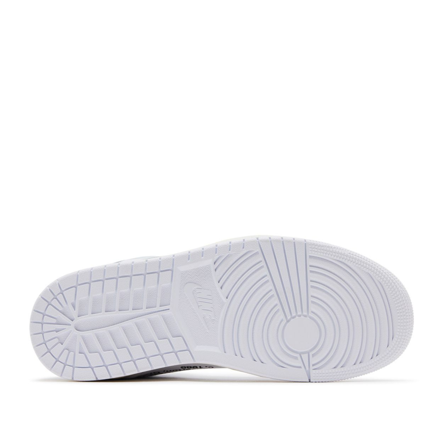 Air Jordan 1 Retro High
“Virgil Abloh Archive Alaska”
