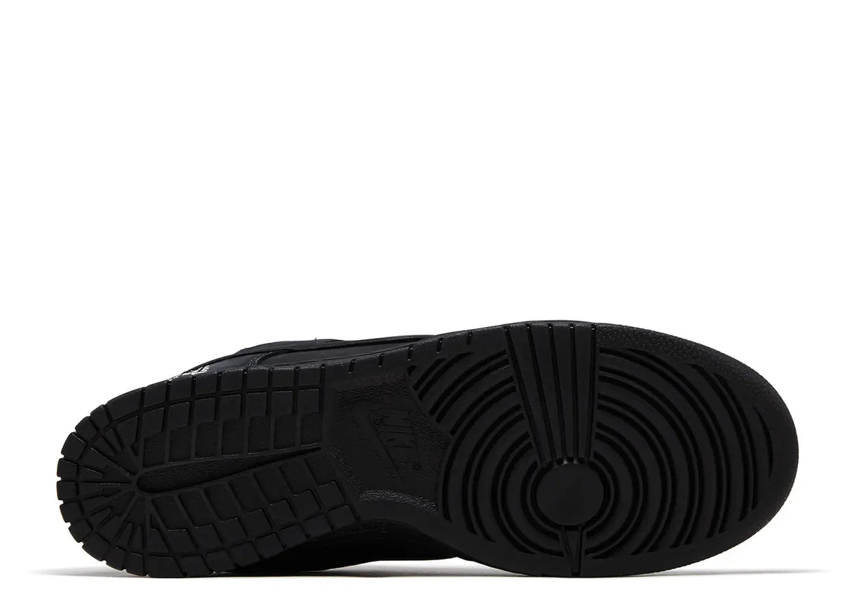Supreme x Dunk Low SB 'Black'
